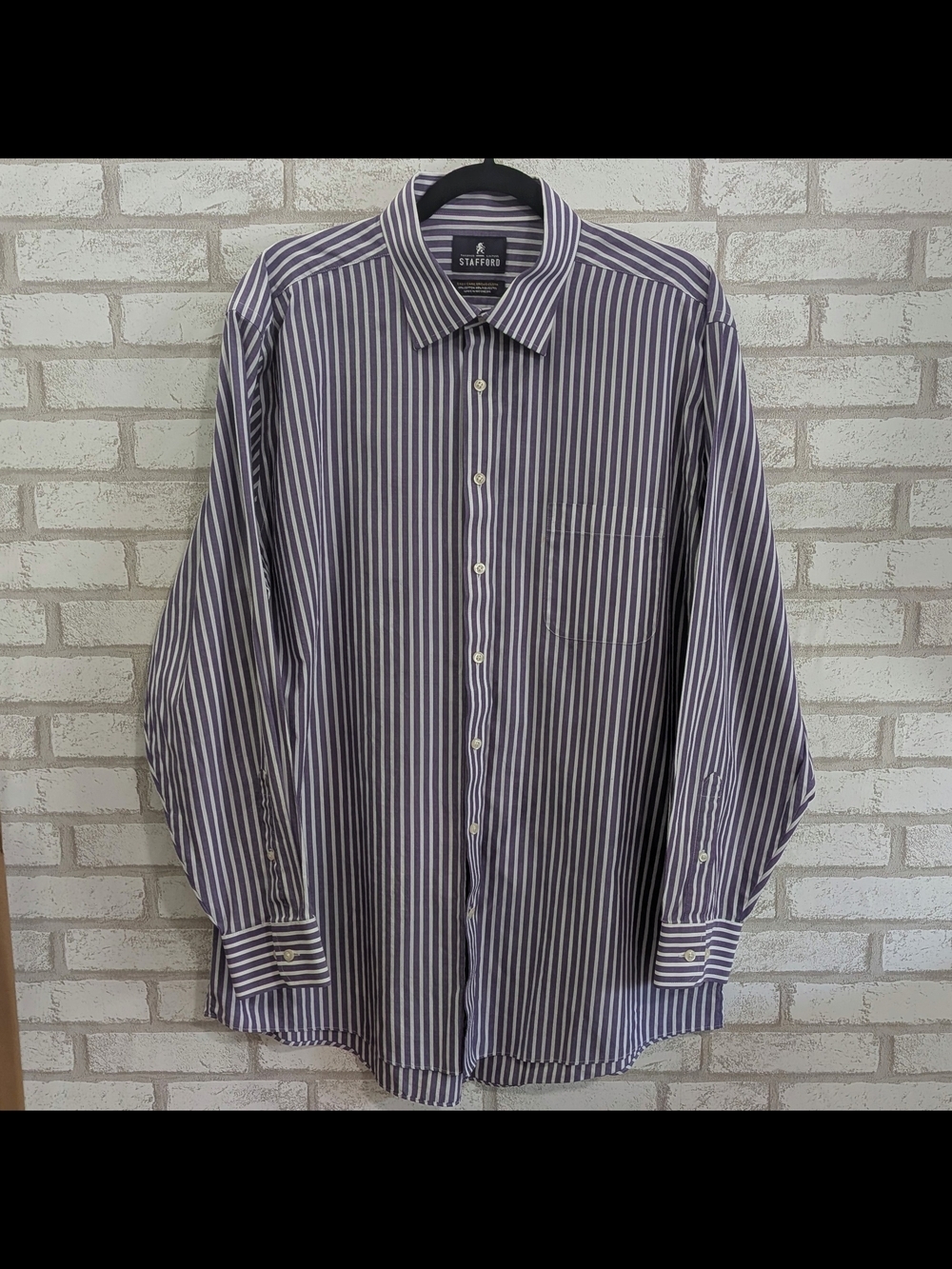 Stafford Easy Care Broadcloth Dress Shirt Regular Fit Size 17 Purple Striped